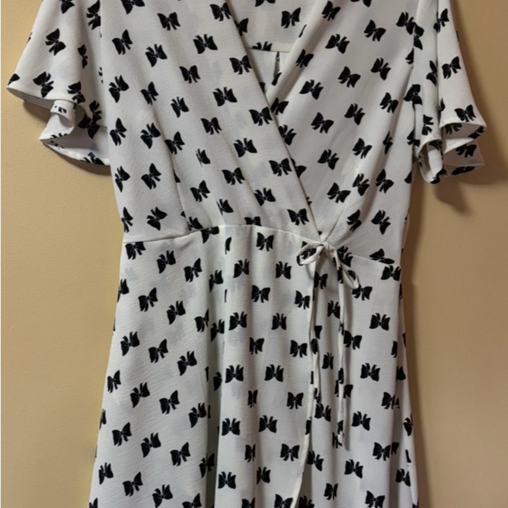Monteau White Midi Wrap Dress with Black Bow Print